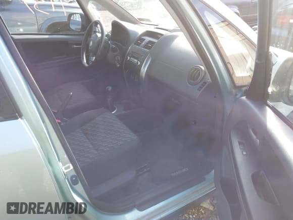 ✅ 2009 Suzuki SX4 AWD • VIN: JS2YB413796203111 • Lot: 43759931. Listed on IAAI with 80,119 mi. Free auction sales archive from the USA and detailed vehicle history report at DreamBid. Image 5.