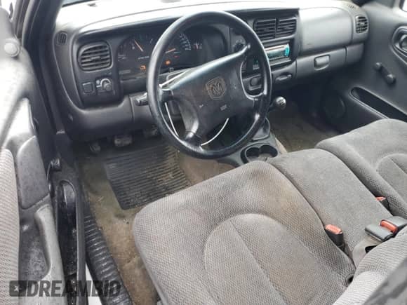 1997 Dodge Dakota с VIN 1B7FL26P8VS185234, выставлен на аукционе Copart как лот 71407854 с пробегом 220 549 миль миль и Списание • Salvage title. История ставок и продаж доступна на DreamBid. Изображение 8.