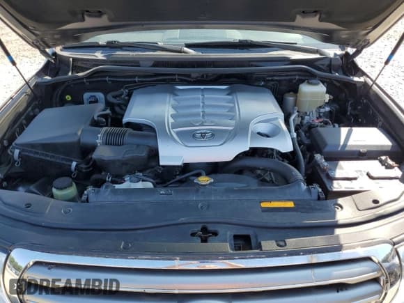 ✅ 2009 Toyota Land Cruiser • VIN: JTMHY05JX94002440 • Lot: 67557034. Listed on Copart with 55,618 mi. Free auction sales archive from the USA and detailed vehicle history report at DreamBid. Image 12.