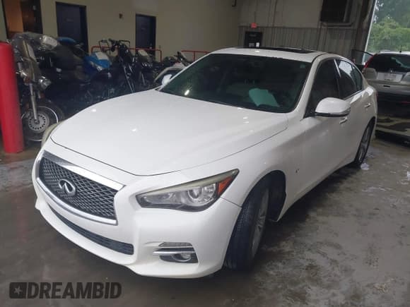 ✅ 2014 Infiniti Q50 Premium • VIN: JN1BV7AP5EM692015 • Lot: 42412718. Listed on IAAI with 202,124 mi. Free auction sales archive from the USA and detailed vehicle history report at DreamBid. Image 2.