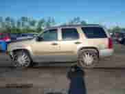 2007 Chevrolet Tahoe LTZ with VIN 1GNFC13037R236576, listed as a IAAI auction lot 43115213 with Not provided miles and . Bid and sale history available at DreamBid. Image 14.