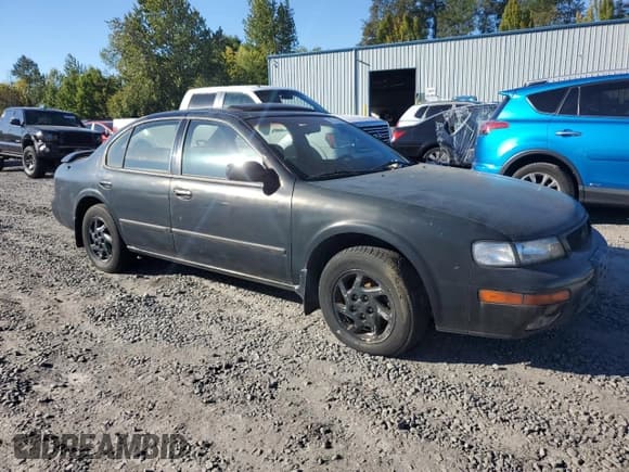 ✅ 1996 Nissan Maxima GXE • VIN: JN1CA21D3TT724892 • Lot: 85563895. Listed on Copart with 275,137 mi. Free auction sales archive from the USA and detailed vehicle history report at DreamBid. Image 4.