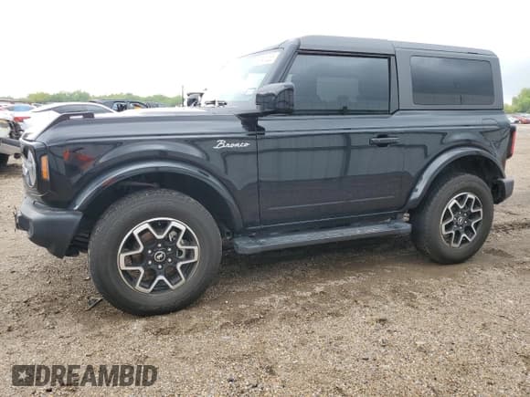 ✅ 2023 Ford Bronco • VIN: 1FMDE5AH4PLB13846 • Lot: 53741085. Listed on Copart with 19,231 mi. Free auction sales archive from the USA and detailed vehicle history report at DreamBid. Image 1.