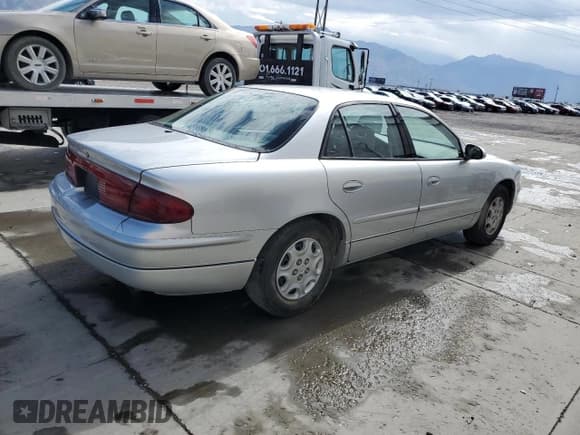 ✅ 2001 Buick Regal LS • VIN: 2G4WB52K711270151 • Lot: 81615505. Listed on Copart with 231,322 mi. Free auction sales archive from the USA and detailed vehicle history report at DreamBid. Image 3.