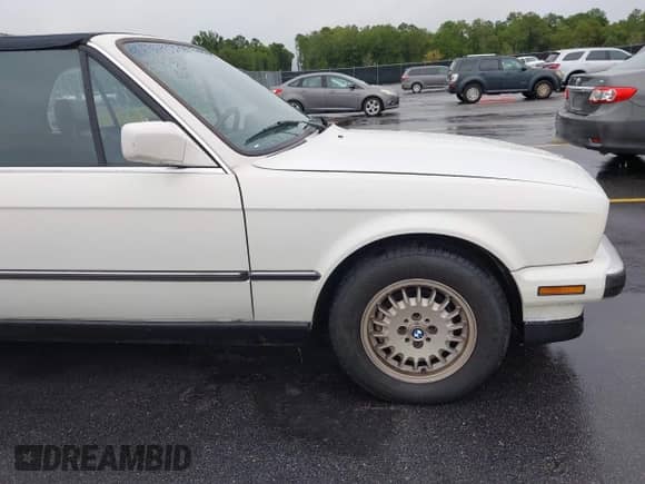 1990 BMW 3 Series с VIN WBABB230XLEC19632, выставлен на аукционе IAAI как лот 42859545 с пробегом 213 743 миль миль и . История ставок и продаж доступна на DreamBid. Изображение 12.