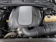 ✅ 2019 Dodge Challenger R/T • VIN: 2C3CDZBT1KH551215 • Лот: 81217545. Опубликован ранее на Copart с пробегом 77 227 миль. Бесплатный доступ к архиву аукционных продаж из США и подробный отчёт об истории автомобиля на DreamBid. Изображение 13.