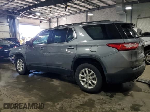 ✅ 2021 Chevrolet Traverse LT Cloth • VIN: 1GNEVGKW2MJ192093 • Lot: 84745035. Wystawiony na Copart z przebiegiem 106 829 mil. Bezpłatny archiwum sprzedaży aukcyjnych z USA i szczegółowy raport historii pojazdu na DreamBid. Zdjęcie 2.