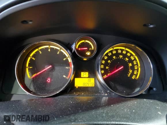 2008 Saturn VUE XE z VIN 3GSCL33P88S657510, wystawiony jako Copart lot #88359325 z przebiegiem 80 973 mil mil oraz Szkoda całkowita • Salvage title. Historia ofert i sprzedaży dostępna na DreamBid. Obrazek 9.