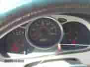 2002 Toyota Highlander z VIN JTEGD21A720026972, wystawiony jako IAAI lot #42335981 z przebiegiem 230 298 mil mil oraz . Historia ofert i sprzedaży dostępna na DreamBid. Obrazek 7.