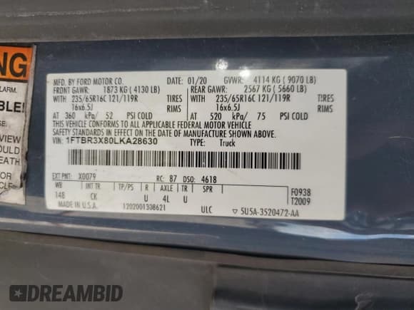 ✅ 2020 Ford Transit Cargo • VIN: 1FTBR3X80LKA28630 • Lot: 81219295. Wystawiony na Copart z przebiegiem 123 877 mil. Bezpłatny archiwum sprzedaży aukcyjnych z USA i szczegółowy raport historii pojazdu na DreamBid. Zdjęcie 14.