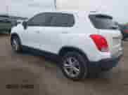 2015 Chevrolet Trax LS с VIN 3GNCJKSB2FL189239, выставлен на аукционе IAAI как лот 43581588 с пробегом 174 536 миль миль и . История ставок и продаж доступна на DreamBid. Изображение 3.