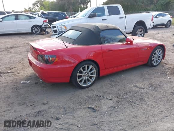 ✅ 2007 Honda S2000 • VIN: JHMAP21477S001141 • Лот: 41559992. Опубликован ранее на IAAI с пробегом 61 962 миль. Бесплатный доступ к архиву аукционных продаж из США и подробный отчёт об истории автомобиля на DreamBid. Изображение 4.