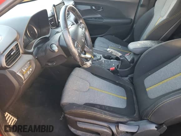 2020 Hyundai Veloster Turbo R-Spec z VIN KMHTH6AB5LU024084, wystawiony jako Copart lot #88993515 z przebiegiem 42 188 mil mil oraz Szkoda całkowita • Salvage title. Historia ofert i sprzedaży dostępna na DreamBid. Obrazek 7.