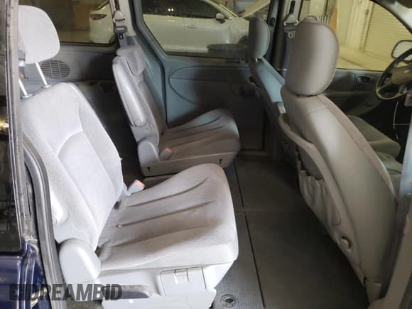 ✅ 2005 Dodge Caravan SXT • VIN: 2D4GP44L25R186422 • Лот: 67101615. Опубликован ранее на Copart с пробегом 167 337 миль. Бесплатный доступ к архиву аукционных продаж из США и подробный отчёт об истории автомобиля на DreamBid. Изображение 11.