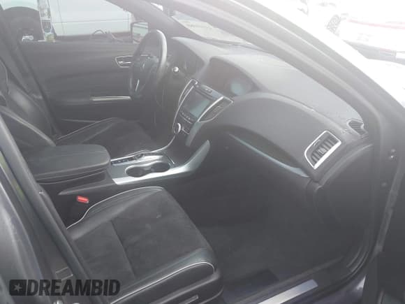 ✅ 2018 Acura TLX w/A-SPEC Pkg • VIN: 19UUB3F63JA001567 • Лот: 43311088. Опубликован ранее на IAAI с пробегом 93 840 миль. Бесплатный доступ к архиву аукционных продаж из США и подробный отчёт об истории автомобиля на DreamBid. Изображение 5.