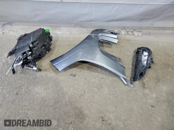 ✅ 2021 Volvo XC60 Momentum • VIN: YV4102RK1M1804468 • Lot: 81704325. Wystawiony na Copart z przebiegiem 46 624 mil. Bezpłatny archiwum sprzedaży aukcyjnych z USA i szczegółowy raport historii pojazdu na DreamBid. Zdjęcie 13.