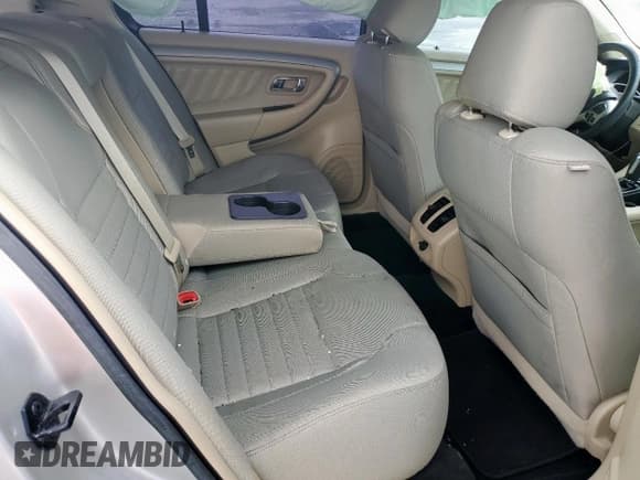 ✅ 2017 Ford Taurus SE • VIN: 1FAHP2D88HG108787 • Lot: 70140145. Listed on Copart with 55,616 mi. Free auction sales archive from the USA and detailed vehicle history report at DreamBid. Image 10.