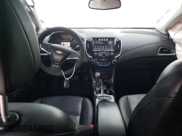 ✅ 2018 Chevrolet Cruze Premier • VIN: 1G1BF5SM0J7203282 • Лот: 70757222. Опубликован ранее на Copart с пробегом 165 005 миль. Бесплатный доступ к архиву аукционных продаж из США и подробный отчёт об истории автомобиля на DreamBid. Изображение 8.