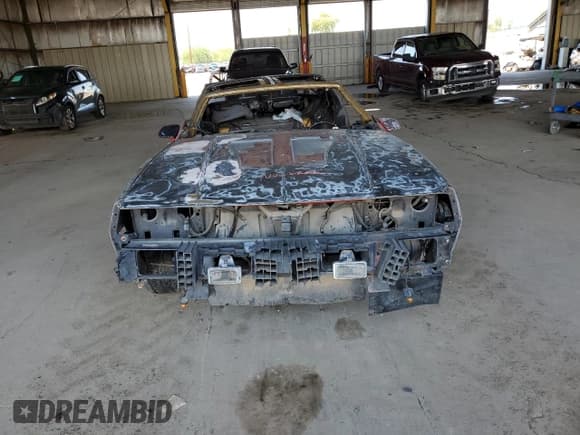 ✅ 1988 Chevrolet Camaro • VIN: 1G1FP31F0JL142366 • Лот: 69072255. Опубликован ранее на Copart с пробегом 89 251 миль. Бесплатный доступ к архиву аукционных продаж из США и подробный отчёт об истории автомобиля на DreamBid. Изображение 5.