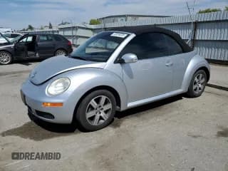 ✅ 2006 Volkswagen Beetle • VIN: 3VWRF31Y36M305782 • Lot: 52824025. Listed on Copart with 89,249 mi. Free auction sales archive from the USA and detailed vehicle history report at DreamBid. Image 1.