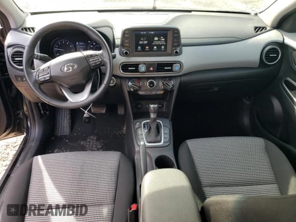 ✅ 2020 Hyundai Kona SEL • VIN: KM8K22AA0LU508189 • Лот: 76963093. Опубликован ранее на Copart с пробегом 49 644 миль. Бесплатный доступ к архиву аукционных продаж из США и подробный отчёт об истории автомобиля на DreamBid. Изображение 8.