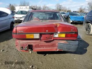 ✅ 1988 Ford Tempo • VIN: 1FAPP36X3JK242180 • Lot: 43068915. Wystawiony na Copart z przebiegiem 508 437 mil. Bezpłatny archiwum sprzedaży aukcyjnych z USA i szczegółowy raport historii pojazdu na DreamBid. Zdjęcie 6.