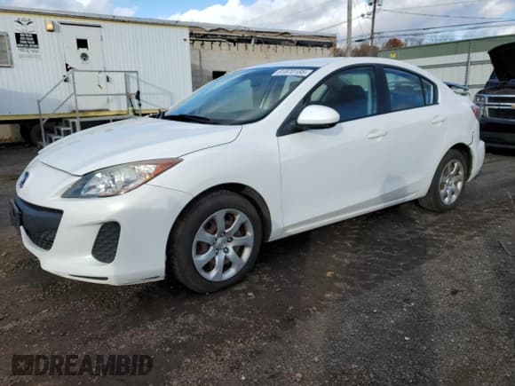 ✅ 2013 Mazda 3 i SV • VIN: JM1BL1TG7D1813012 • Лот: 91870185. Опубликован ранее на Copart с пробегом 155 390 миль. Бесплатный доступ к архиву аукционных продаж из США и подробный отчёт об истории автомобиля на DreamBid. Изображение 1.