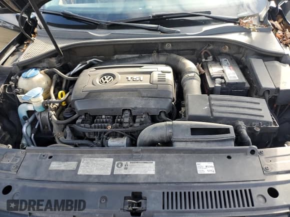 ✅ 2014 Volkswagen Passat SE • VIN: 1VWBT7A3XEC049162 • Lot: 92469955. Listed on Copart with 183,001 mi. Free auction sales archive from the USA and detailed vehicle history report at DreamBid. Image 11.