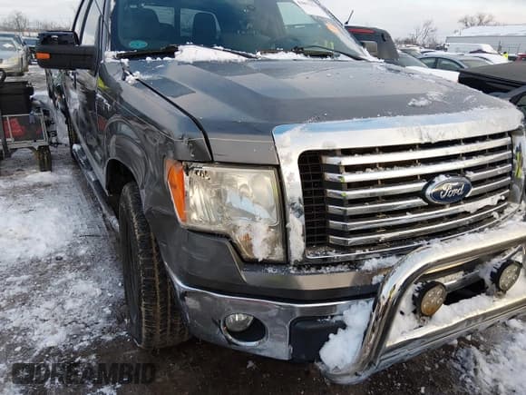 ✅ 2011 Ford F-150 XLT • VIN: 1FTFW1ET1BFB80266 • Lot: 43857273. Listed on IAAI with 271,971 mi. Free auction sales archive from the USA and detailed vehicle history report at DreamBid. Image 16.