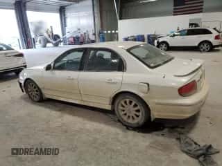 2002 Hyundai Sonata GLS с VIN KMHWF35H12A607526, выставлен на аукционе Copart как лот 83826114 с пробегом 149 277 миль миль и Чистый • Clean title. История ставок и продаж доступна на DreamBid. Изображение 2.