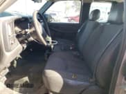 ✅ 2004 Chevrolet Silverado 1500 Work Truck • VIN: 1GCEC19X64Z341228 • Лот: 74129314. Опубликован ранее на Copart с пробегом 128 113 миль. Бесплатный доступ к архиву аукционных продаж из США и подробный отчёт об истории автомобиля на DreamBid. Изображение 7.