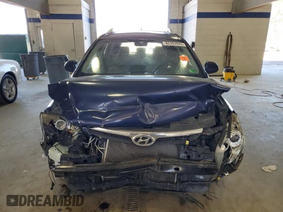 ✅ 2011 Hyundai Elantra SE • VIN: KMHDC8AE3BU092715 • Lot: 82263925. Listed on Copart with 66,017 mi. Free auction sales archive from the USA and detailed vehicle history report at DreamBid. Image 5.