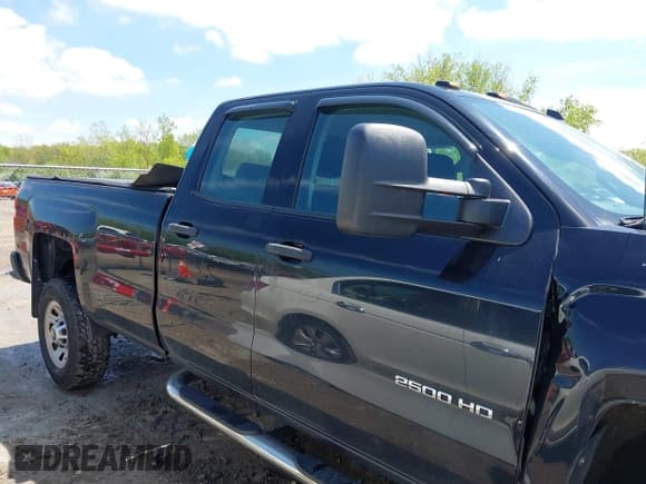 ✅ 2015 Chevrolet Silverado 2500HD Work Truck • VIN: 1GC2KUEG4FZ535577 • Lot: 42205477. Wystawiony na IAAI z przebiegiem 164 766 mil. Bezpłatny archiwum sprzedaży aukcyjnych z USA i szczegółowy raport historii pojazdu na DreamBid. Zdjęcie 13.