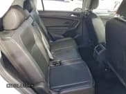 ✅ 2021 Volkswagen Tiguan SE • VIN: 3VV3B7AX4MM044602 • Lot: 95338875. Wystawiony na Copart z przebiegiem 66 110 mil. Bezpłatny archiwum sprzedaży aukcyjnych z USA i szczegółowy raport historii pojazdu na DreamBid. Zdjęcie 11.