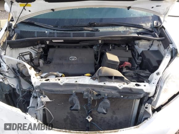 ✅ 2014 Toyota Sienna XLE • VIN: 5TDYK3DC3ES446814 • Lot: 43633717. Listed on IAAI with 119,241 mi. Free auction sales archive from the USA and detailed vehicle history report at DreamBid. Image 10.