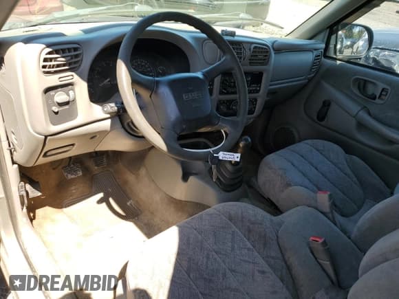 ✅ 2001 GMC Sonoma SLS 1SF • VIN: 1GTCS195518245665 • Lot: 67767015. Listed on Copart with 188,509 mi. Free auction sales archive from the USA and detailed vehicle history report at DreamBid. Image 8.