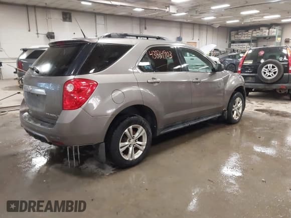✅ 2010 Chevrolet Equinox 2LT • VIN: 2CNFLNEW4A6245612 • Лот: 43834903. Опубликован ранее на IAAI с пробегом 215 458 миль. Бесплатный доступ к архиву аукционных продаж из США и подробный отчёт об истории автомобиля на DreamBid. Изображение 4.