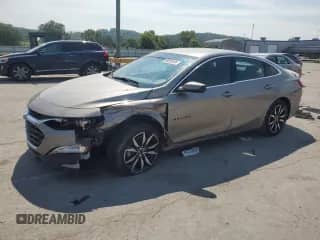 ✅ 2022 Chevrolet Malibu RS • VIN: 1G1ZG5STXNF183573 • Lot: 69055595. Wystawiony na Copart z przebiegiem 32 777 mil mil. Skorzystaj z bezpłatnego archiwum sprzedaży aukcyjnych z USA i zobacz szczegółowy raport historii pojazdu na DreamBid. Zdjęcie 1.