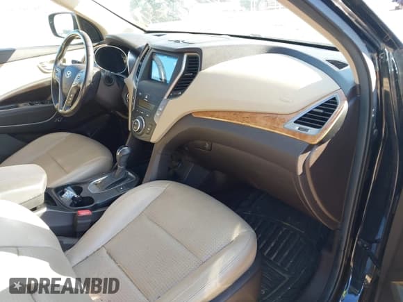 ✅ 2013 Hyundai Santa Fe Sport • VIN: 5XYZUDLB4DG007954 • Лот: 43605122. Опубликован ранее на IAAI с пробегом 131 820 миль. Бесплатный доступ к архиву аукционных продаж из США и подробный отчёт об истории автомобиля на DreamBid. Изображение 5.