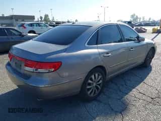2008 Hyundai Azera Limited с VIN KMHFC46FX8A264798, выставлен на аукционе IAAI как лот 42684089 с пробегом 204 377 миль миль и . История ставок и продаж доступна на DreamBid. Изображение 4.