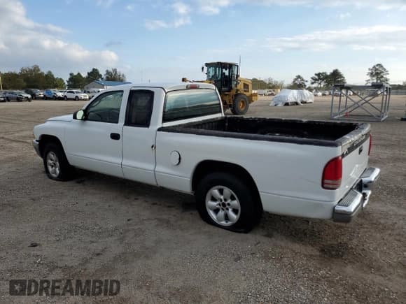 ✅ 2004 Dodge Dakota SLT • VIN: 1D7GL42K64S720401 • Lot: 81740774. Wystawiony na Copart z przebiegiem 221 876 mil. Bezpłatny archiwum sprzedaży aukcyjnych z USA i szczegółowy raport historii pojazdu na DreamBid. Zdjęcie 2.