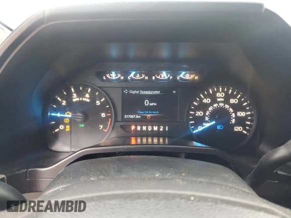 ✅ 2017 Ford F-150 XL • VIN: 1FTEW1CF6HKC76533 • Лот: 85727465. Опубликован ранее на Copart с пробегом 217 357 миль. Бесплатный доступ к архиву аукционных продаж из США и подробный отчёт об истории автомобиля на DreamBid. Изображение 9.