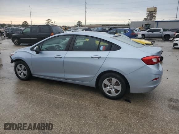 ✅ 2017 Chevrolet Cruze LS • VIN: 1G1BC5SM7H7159803 • Лот: 73473502. Опубликован ранее на Copart с пробегом 99 040 миль. Бесплатный доступ к архиву аукционных продаж из США и подробный отчёт об истории автомобиля на DreamBid. Изображение 2.