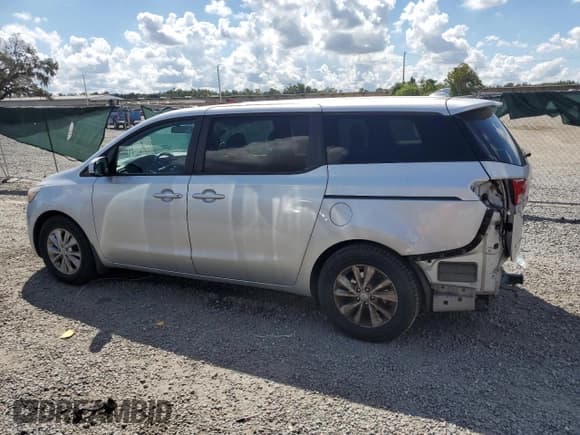 ✅ 2018 Kia Sedona LX • VIN: KNDMB5C10J6397799 • Лот: 81792285. Опубликован ранее на Copart с пробегом 122 872 миль. Бесплатный доступ к архиву аукционных продаж из США и подробный отчёт об истории автомобиля на DreamBid. Изображение 2.