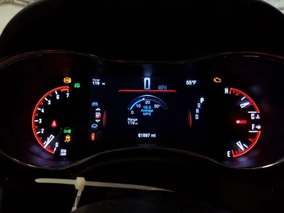 ✅ 2018 Dodge Durango SXT • VIN: 1C4RDJAG0JC393608 • Лот: 60118395. Опубликован ранее на Copart с пробегом 81 897 миль. Бесплатный доступ к архиву аукционных продаж из США и подробный отчёт об истории автомобиля на DreamBid. Изображение 9.