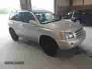 2001 Toyota Highlander с VIN JTEHF21A010001263, выставлен на аукционе IAAI как лот 42788745 с пробегом 178 185 миль миль и . История ставок и продаж доступна на DreamBid. Изображение 1.