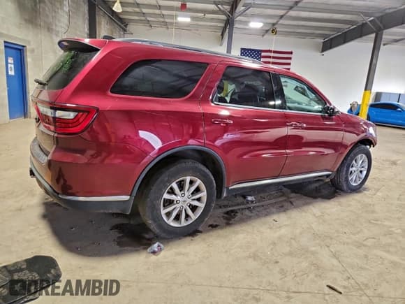 ✅ 2022 Dodge Durango SXT • VIN: 1C4RDJAG8NC174403 • Lot: 94272605. Wystawiony na Copart z przebiegiem 22 312 mil. Bezpłatny archiwum sprzedaży aukcyjnych z USA i szczegółowy raport historii pojazdu na DreamBid. Zdjęcie 3.