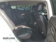 ✅ 2015 Buick LaCrosse Leather • VIN: 1G4GB5G33FF261551 • Lot: 86618505. Wystawiony na Copart z przebiegiem 94 589 mil. Bezpłatny archiwum sprzedaży aukcyjnych z USA i szczegółowy raport historii pojazdu na DreamBid. Zdjęcie 10.