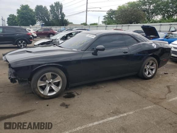 ✅ 2018 Dodge Challenger SXT • VIN: 2C3CDZAG7JH317955 • Lot: 55961564. Wystawiony na Copart z przebiegiem 94 720 mil. Bezpłatny archiwum sprzedaży aukcyjnych z USA i szczegółowy raport historii pojazdu na DreamBid. Zdjęcie 1.