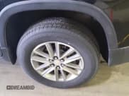 ✅ 2022 Chevrolet Traverse LT Cloth • VIN: 1GNEVGKW0NJ185337 • Lot: 42387261. Wystawiony na IAAI z przebiegiem 109 243 mil. Bezpłatny archiwum sprzedaży aukcyjnych z USA i szczegółowy raport historii pojazdu na DreamBid. Zdjęcie 1.